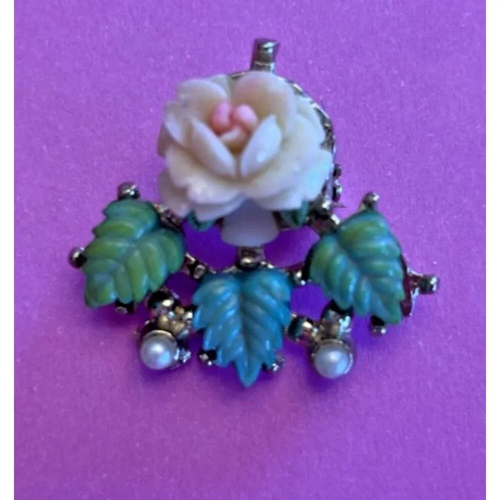 Vintage Bakelite Porcelain Rose Leaves Pearl Pin Brooch